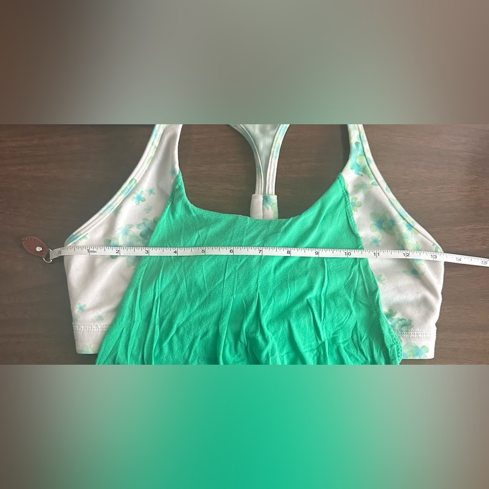 Lululemon Tank Attached Bra Womens Size 0 Flowy Overtop Green White Floral Bra - Picture 6 of 8
